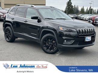 Used 2019 Jeep Cherokee Latitude w/ Popular Appearance Group image 1