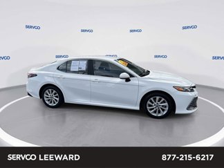 Used 2022 Toyota Camry LE image 1