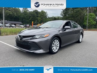 Used 2019 Toyota Camry LE image 1