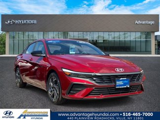 Used 2025 Hyundai Elantra Sport image 1