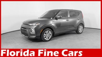 Used 2020 Kia Soul LX image 1