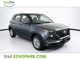 Used 2024 Hyundai Venue SE image 1