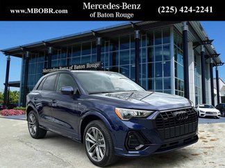Used 2022 Audi Q3 2.0T Premium w/ Black Optic Sport Package image 1