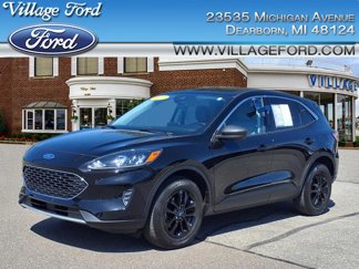 Used 2022 Ford Escape SE w/ Convenience Package image 1