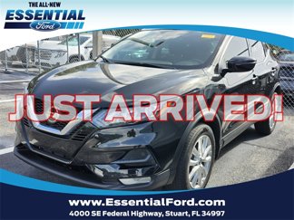 Used 2021 Nissan Rogue Sport SV image 1
