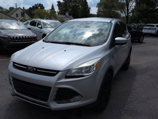 Used 2015 Ford Escape SE image 1