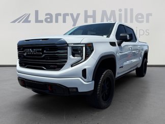 Used 2022 GMC Sierra 1500 AT4 w/ AT4 Preferred Package image 1