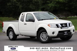 Used 2021 Nissan Frontier SV image 1