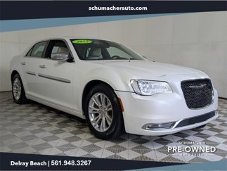 Used 2015 Chrysler 300 C image 1