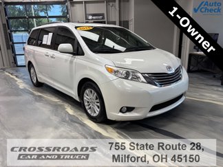 Used 2015 Toyota Sienna XLE image 1