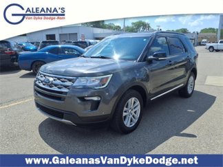 Used 2018 Ford Explorer XLT w/ Equipment Group 202A image 1