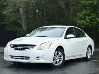 Used 2011 Nissan Altima 2.5 SL w/ Convenience Pkg image 1