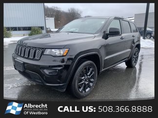 Used 2021 Jeep Grand Cherokee Laredo X image 1