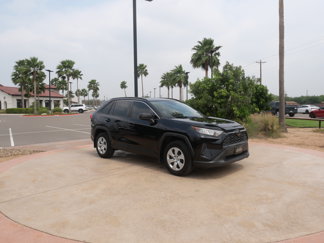 Used 2019 Toyota RAV4 LE image 1