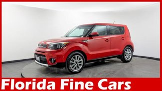 Used 2018 Kia Soul + image 1