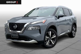 Used 2022 Nissan Rogue Platinum image 1