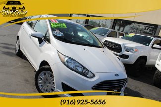 Used 2017 Ford Fiesta S image 1
