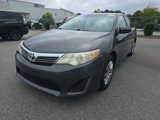 Used 2014 Toyota Camry L image 1
