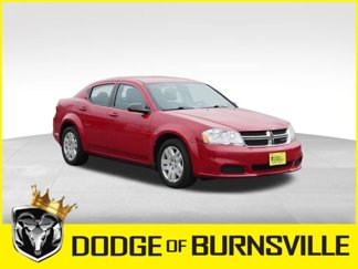Used 2013 Dodge Avenger SE image 1