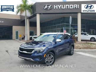 Used 2023 Kia Seltos S w/ Navigation Package image 1