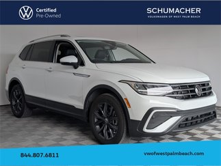 Certified 2022 Volkswagen Tiguan SE w/ Panoramic Sunroof Package image 1