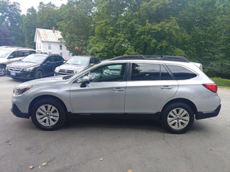 Used 2019 Subaru Outback 2.5i Premium image 1