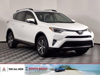 Used 2017 Toyota RAV4 XLE image 1