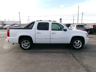 Used 2009 Chevrolet Avalanche LTZ image 1