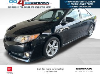 Used 2012 Toyota Camry SE image 1