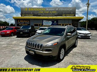 Used 2016 Jeep Cherokee Latitude image 1