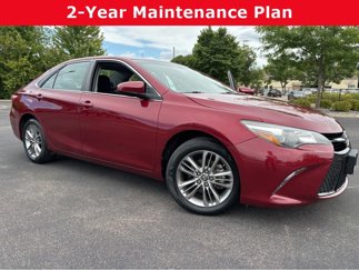 Used 2016 Toyota Camry SE image 1
