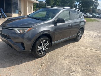 Used 2016 Toyota RAV4 LE image 1