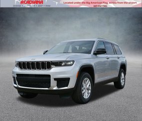 New 2025 Jeep Grand Cherokee L Laredo image 1