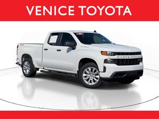 Used 2020 Chevrolet Silverado 1500 Custom w/ Custom Value Package image 1