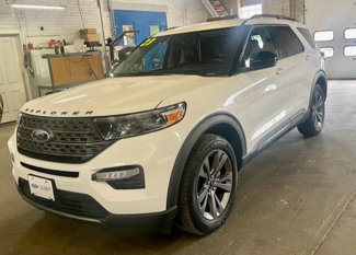 Certified 2023 Ford Explorer XLT w/ Equipment Group 202A image 1
