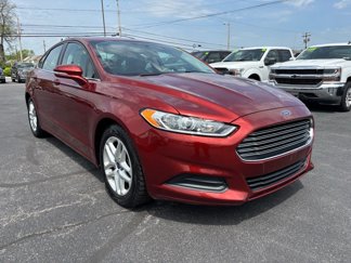 Used 2014 Ford Fusion SE image 1