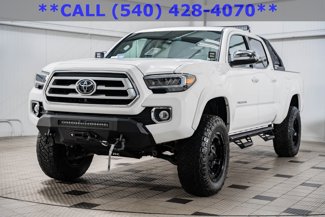 Used 2023 Toyota Tacoma Limited image 1