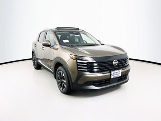 New 2025 Nissan Kicks SV image 1
