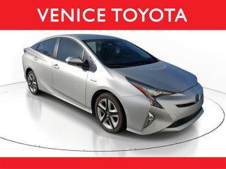 Used 2016 Toyota Prius Four Touring image 1
