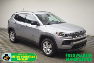 Used 2022 Jeep Compass Latitude image 1