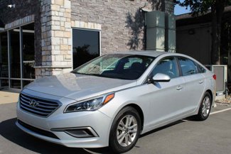 Used 2016 Hyundai Sonata SE image 1