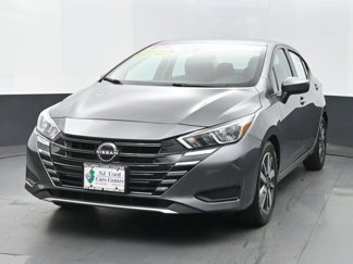 Used 2023 Nissan Versa SV image 1