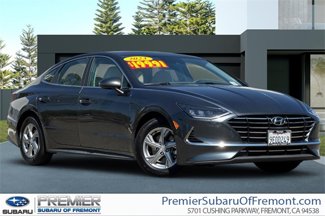 Used 2023 Hyundai Sonata SE image 1