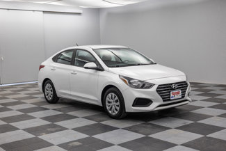 Used 2022 Hyundai Accent SE image 1