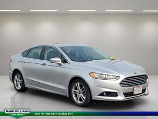 Used 2016 Ford Fusion Titanium image 1