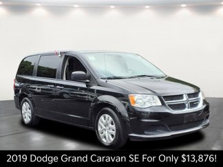 Used 2019 Dodge Grand Caravan SE w/ UConnect Hands-Free Group image 1