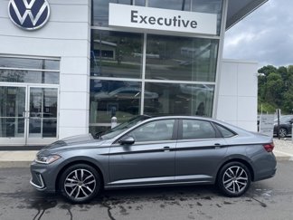 New 2025 Volkswagen Jetta SE image 1