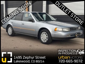 Used 1989 Nissan Maxima GXE image 1