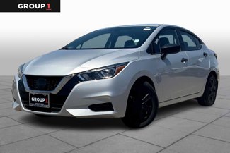 Used 2021 Nissan Versa S image 1