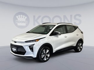 Used 2022 Chevrolet Bolt EUV LT w/ Convenience Package image 1